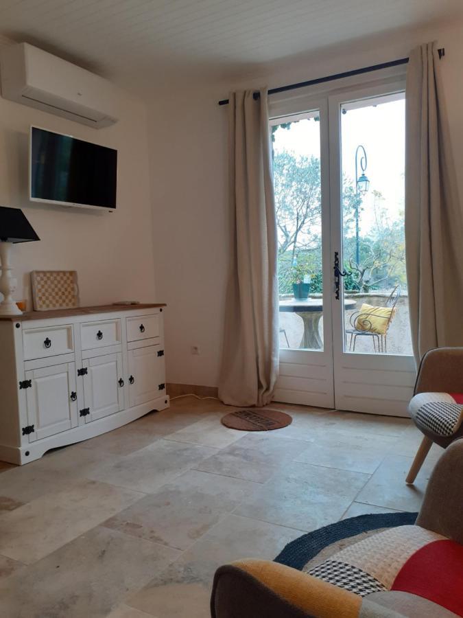 La Sapiniere -chambres Climatisees Buisson