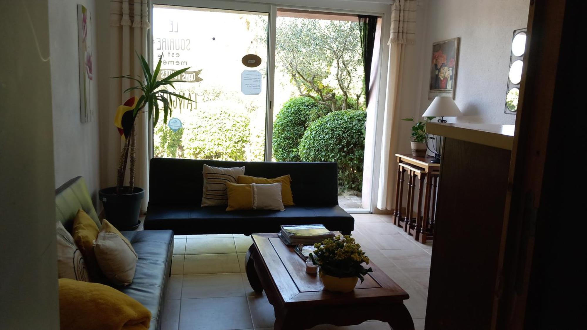 La Sapiniere -chambres Climatisees 3* Buisson