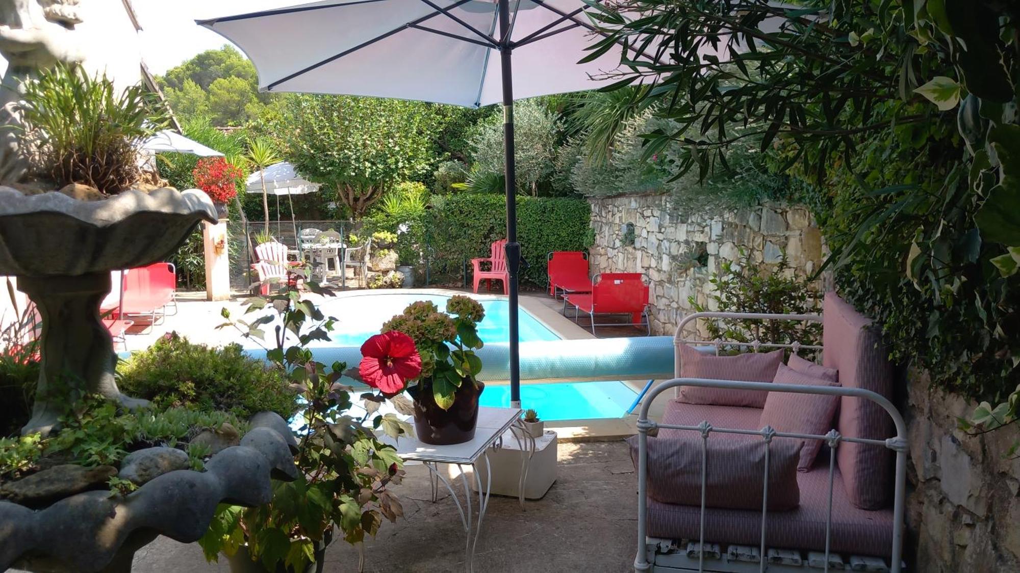 Bed & Breakfast La Sapiniere -chambres Climatisees